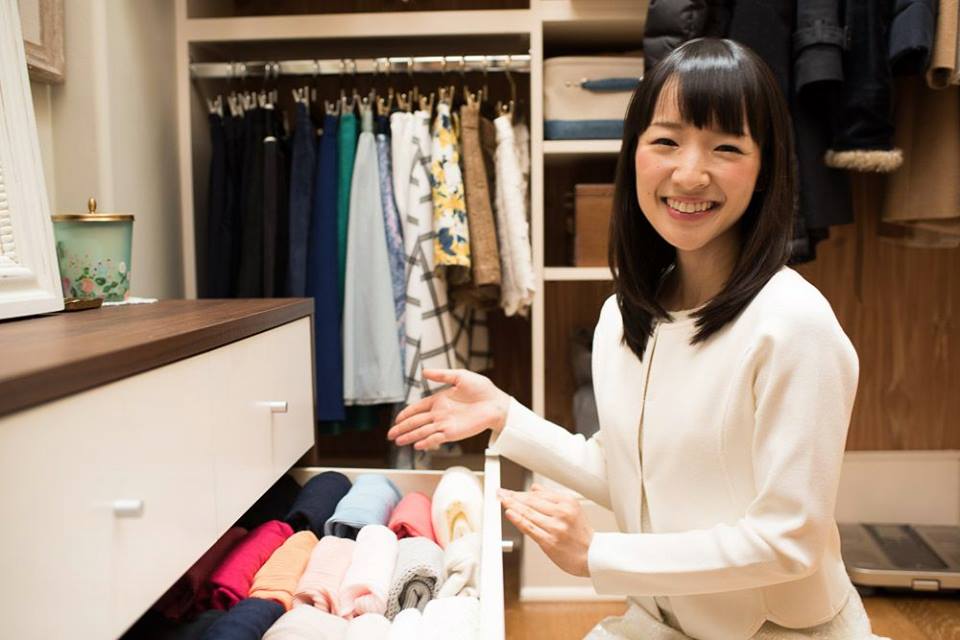 Marie Kondo Box: Il Magico Potere Del Riordino + 96 Lezioni Di Felicita' -  Kondo Marie